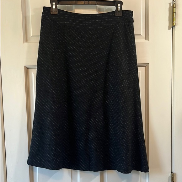 Banana Republic Black Knee Length A Line Patterned Wool Blend Skirt - Size 6 - Picture 1 of 14